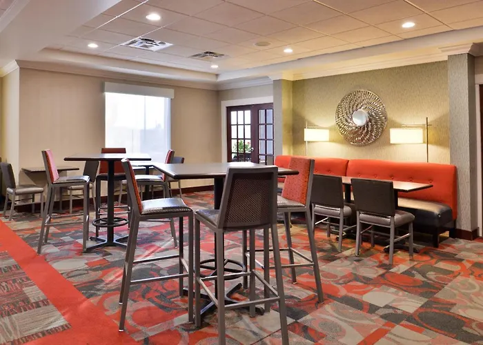 Canandaigua Beach hotels