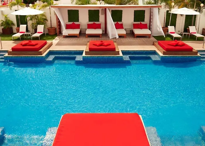 Kingston Beach hotels