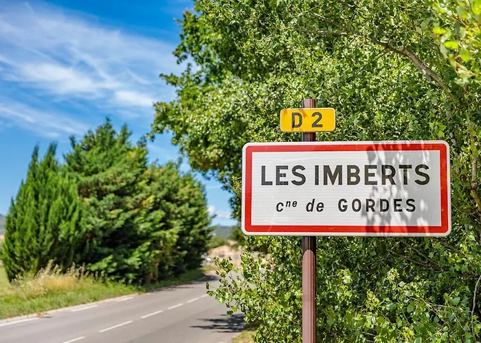 Gordes Hotels With Amazing Views