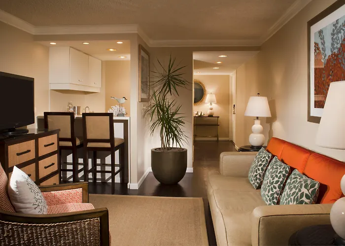 Corpus Christi hotels near Texas State Aquarium