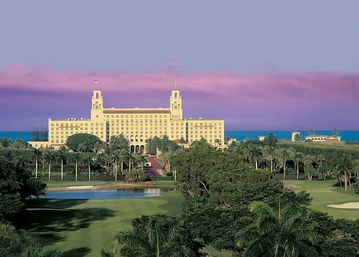 Palm Beach hotels near Worth Avenue