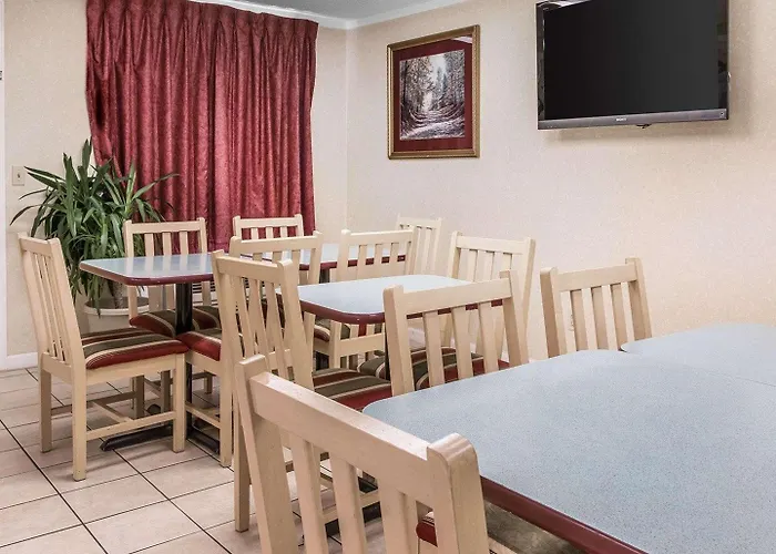 Madison Heights Hotels With Amazing Views
