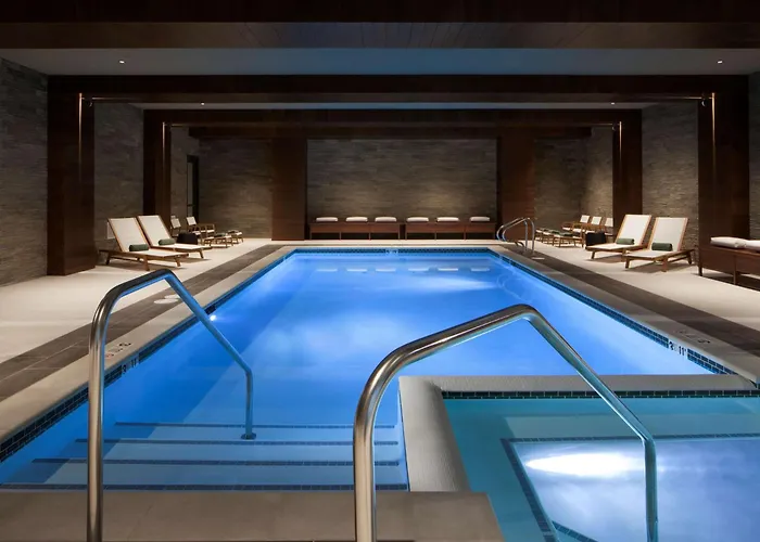 Portland hotels near Washington Park