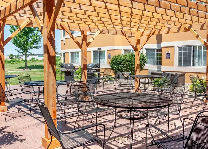 Dubuque Hotels With Amazing Views