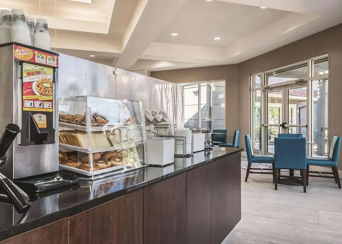 Lake Mary Hotels With Amazing Views