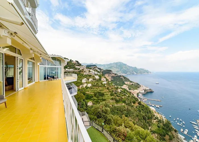 Amalfi Hotels With Amazing Views