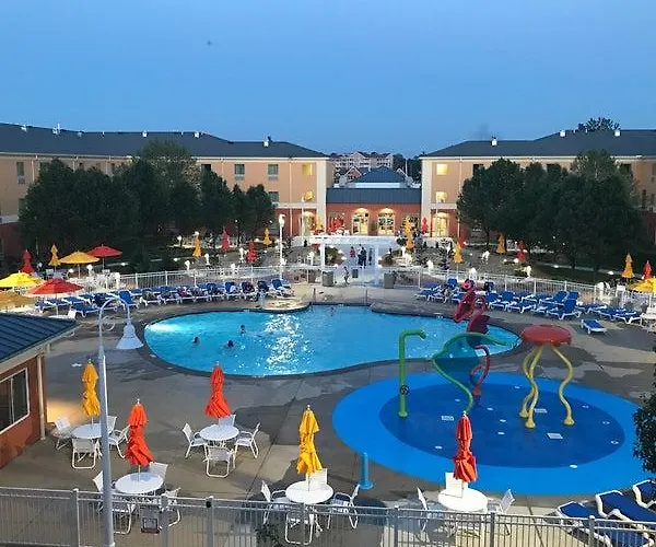 Sandusky hotels near Cedar Point