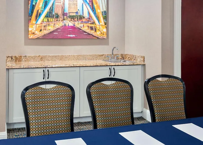 Farmington Hotels With Amazing Views