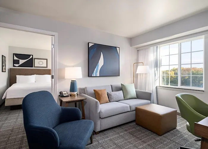 Rochester hotels near Memorial Art Gallery