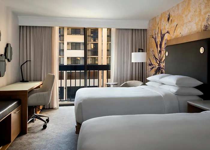 Tarrytown Beach hotels