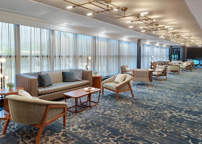Chattanooga hotels near Coolidge Park