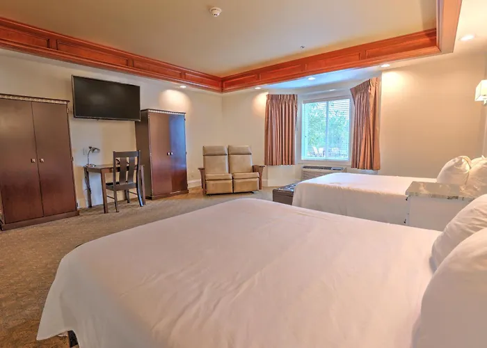 Millersburg Beach hotels