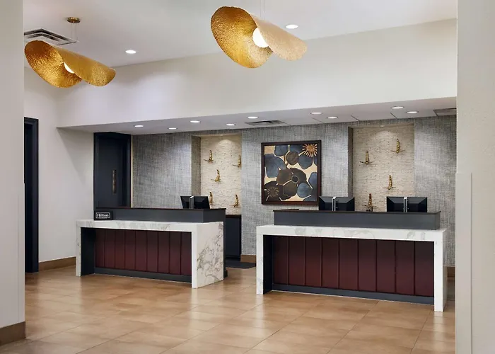 West Palm Beach hotels near Rosemary Square