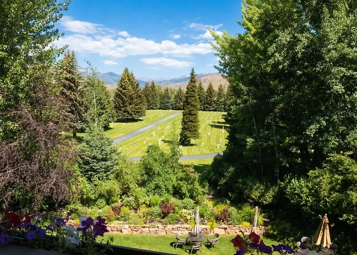 Ketchum Hotels With Amazing Views