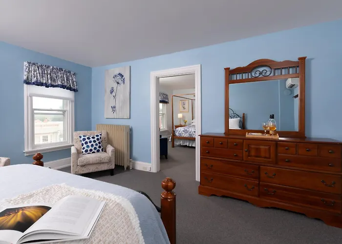 Carlisle Beach hotels