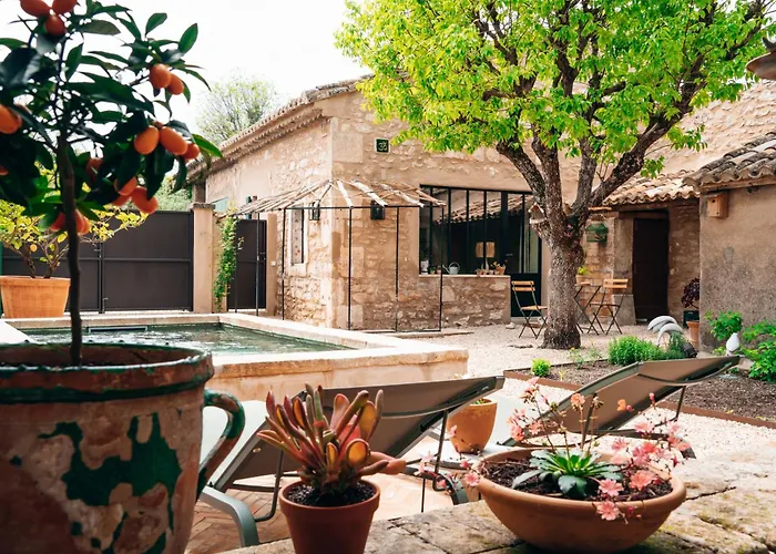 Saint-Remy-de-Provence Hotels With Amazing Views