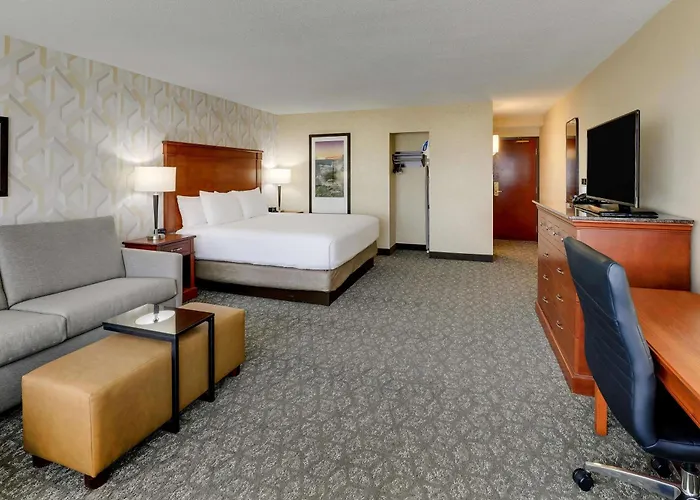 Marion Hotels With Amazing Views