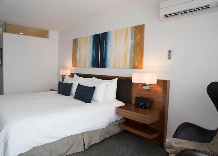 Qualicum Beach Hotels With Amazing Views
