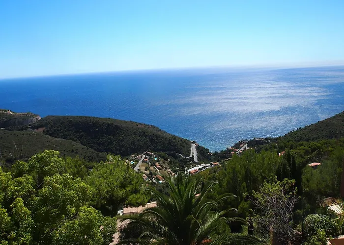 Eze hotels near Prince's Palace of Monaco