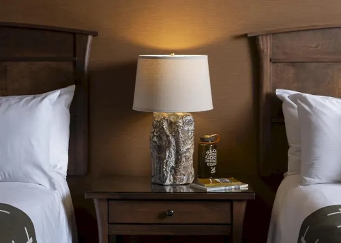 Bishop Hotels With Amazing Views
