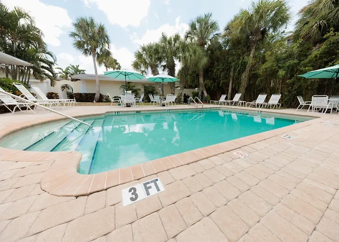 Siesta Key Beach hotels
