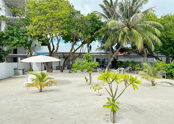 Guraidhoo (Kaafu Atoll) Hotels With Amazing Views