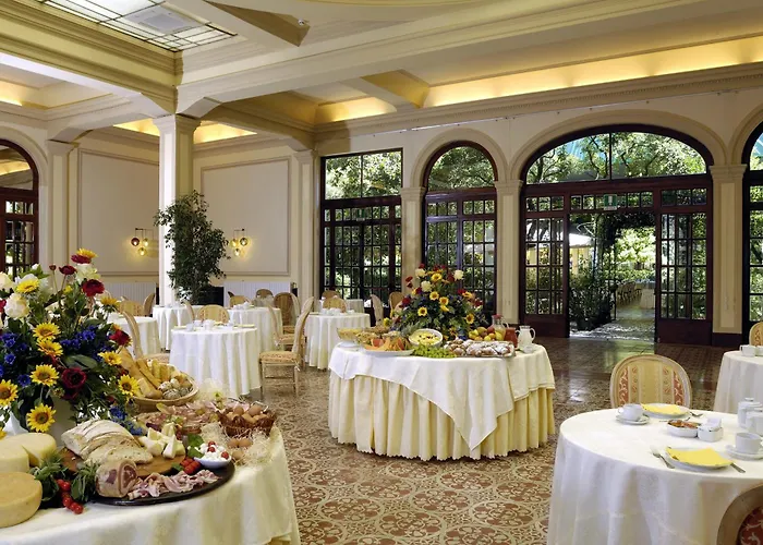 Viareggio Beach hotels