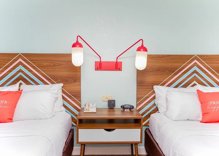 Cocoa Beach hotels near Cocoa Beach Pier