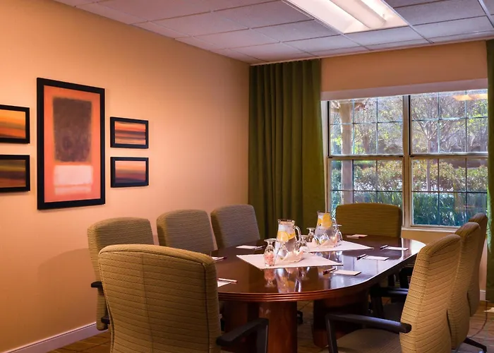 Pleasanton Hotels With Amazing Views