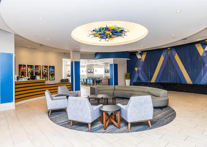 Louisville hotels near Louisville Slugger Museum & Bat Factory