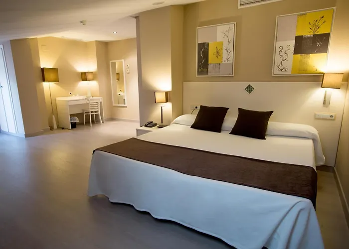 Teruel Beach hotels