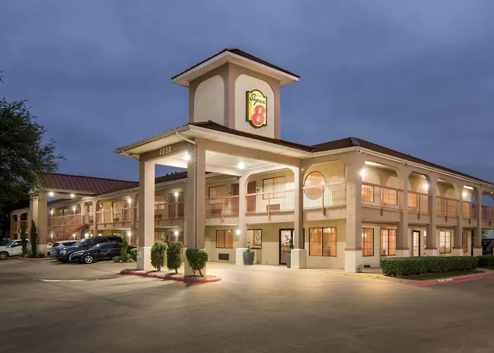 Grand Prairie Hotels With Amazing Views