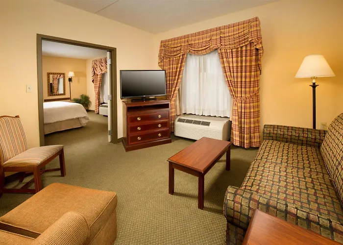 Stillwater Beach hotels