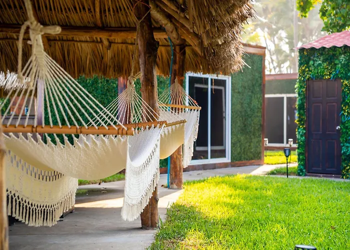 La Libertad Beach hotels