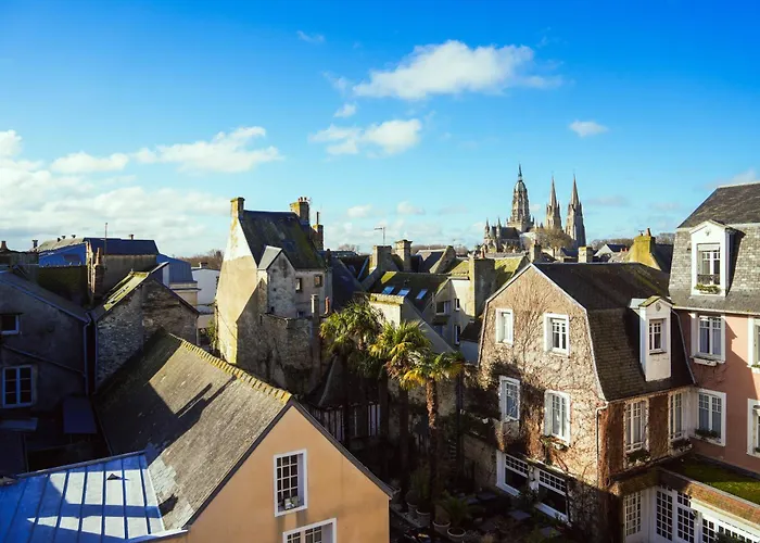 Bayeux Beach hotels