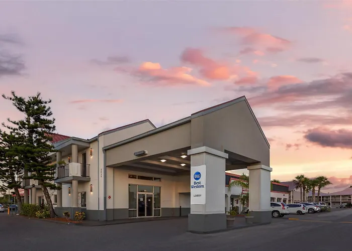 Titusville Beach hotels