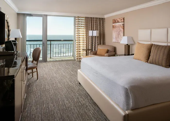 Galveston hotels near Historic Downtown Strand Seaport Partnership