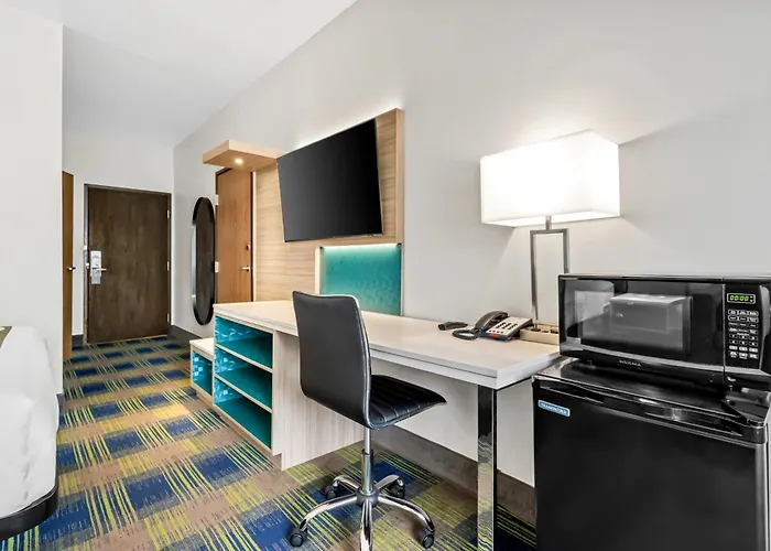 Brookings Beach hotels