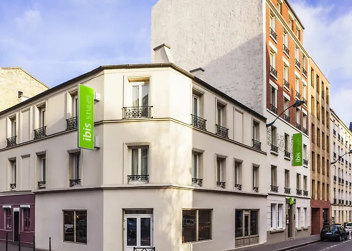 Clichy Hotels With Amazing Views