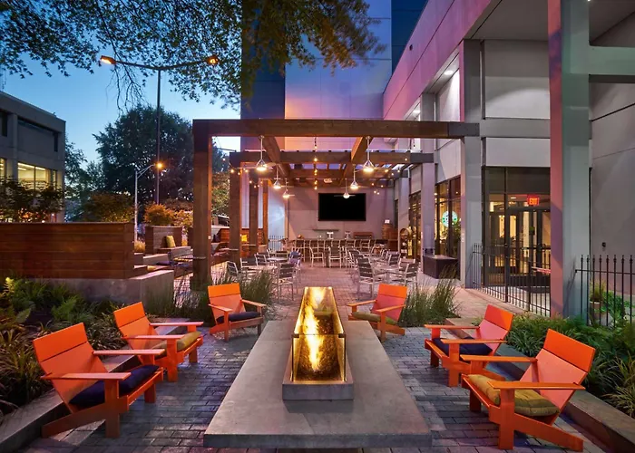 Knoxville Beach hotels