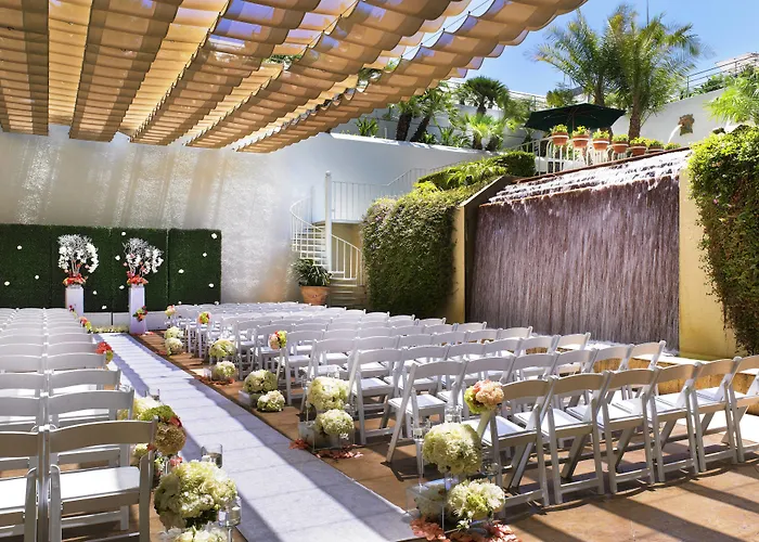Costa Mesa Beach hotels