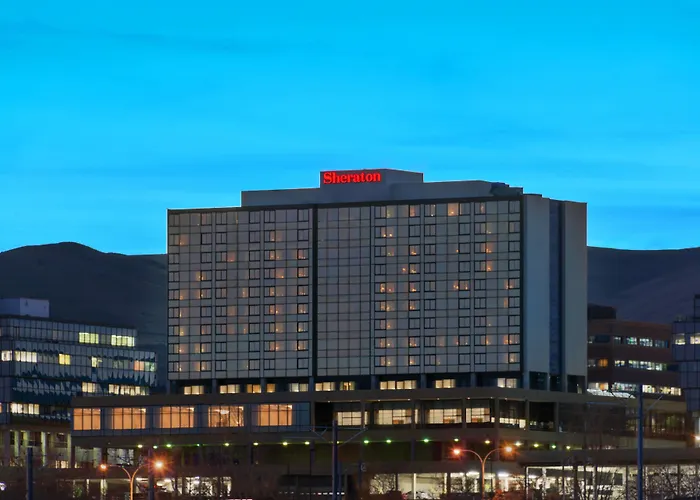 Lakewood Hotels With Amazing Views