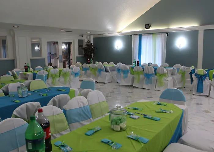 Norcross Beach hotels