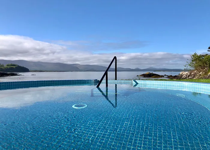 Sneem Beach hotels