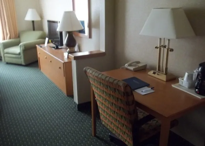Waterloo Hotels With Amazing Views
