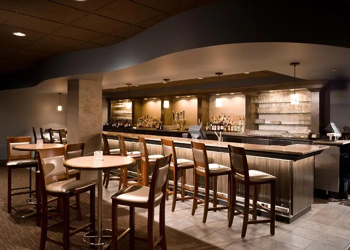 Madison Beach hotels