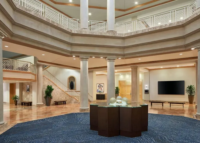Chantilly hotels near Steven F Udvar-Hazy Center