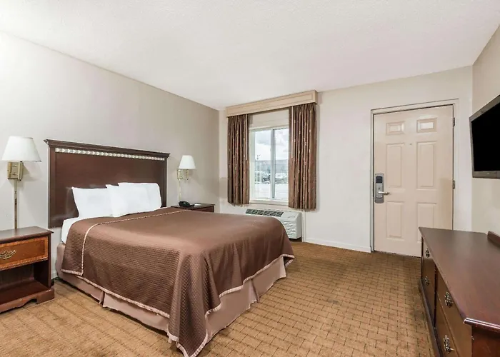 Springfield Hotels With Amazing Views