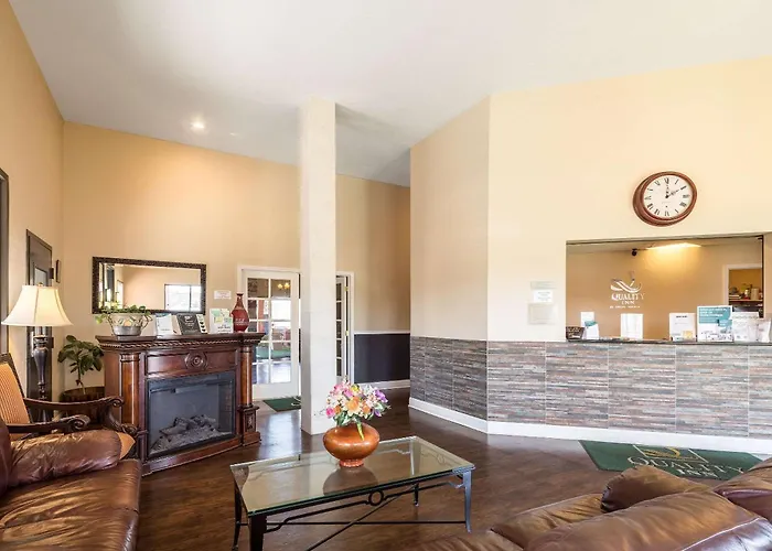 Moses Lake Beach hotels