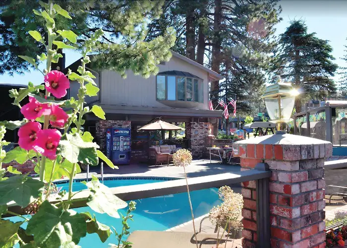 South Lake Tahoe hotels near Thomas F Regan Memorial City Beach